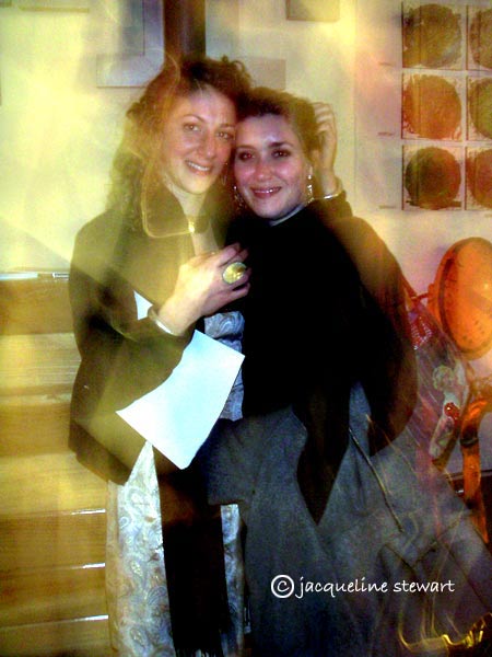 450x600 pixels (45K)